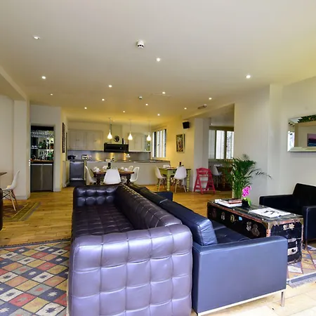Brooks 4* Bristol