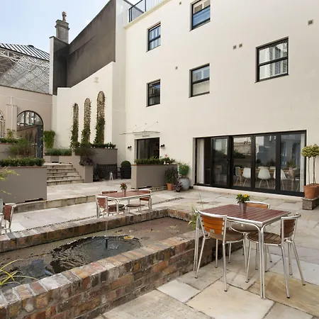 Guest house Brooks 4*