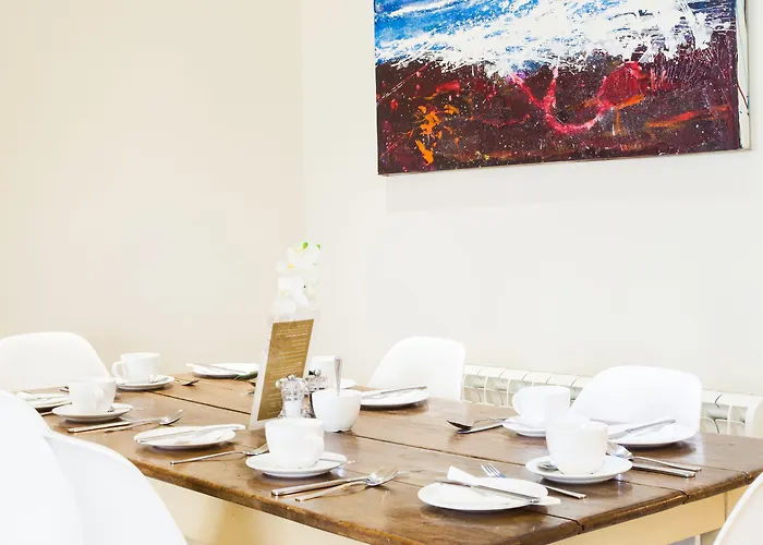 브룩스 브리스톨 4*