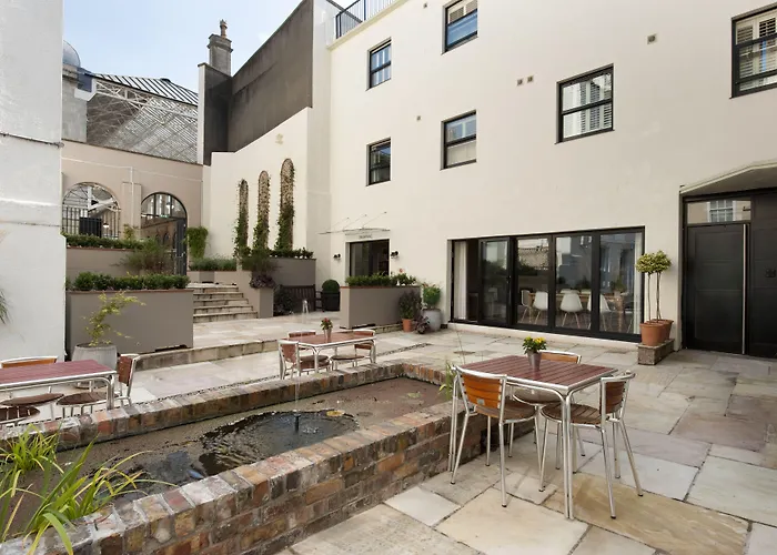 招待所 布鲁克斯布里斯托尔宾馆 4*